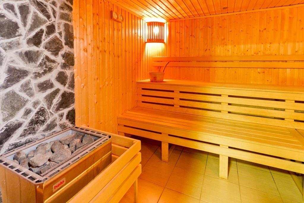 Dom Sportowca Blonie - Mosir Hotel Санок Екстериор снимка